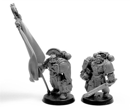 Forgeworld Space Marines Mark IV left and right handed chainswords Horus Heresy
